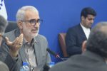 فرمانداران توجه ویژه به نظارت بر حوزه آرد و نان داشته باشند