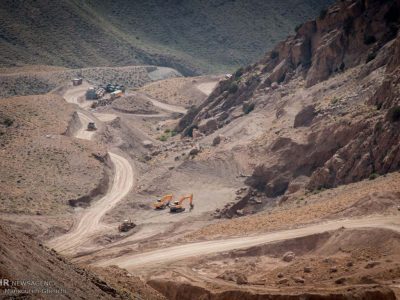 بلده در آغوش آلودگی؛ معادن شن و ماسه بلای جان طبیعت