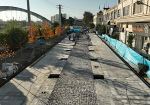 اجرای سنگفرش پیاده راه سازی درمسیر پل های تاریخی آمل
