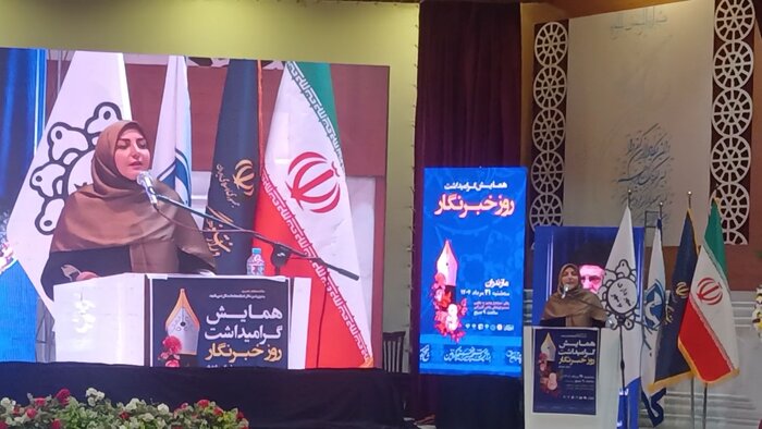وقتی تریبون، اخلاق را جا می‌گذارد