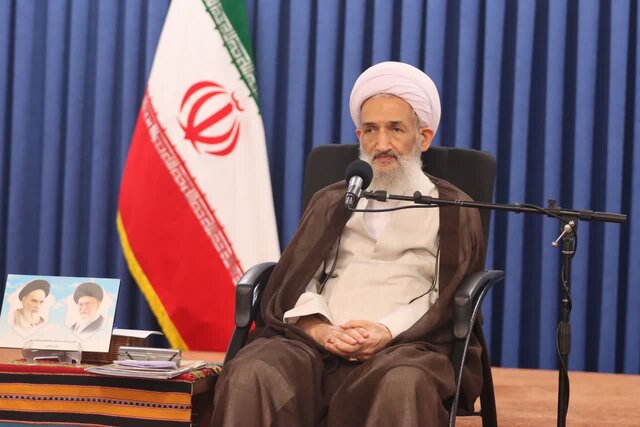 حضور مسئولان در راهپیمایی ۱۳ آبان امسال باید پررنگ باشد حضور مسئولان در راهپیمایی ۱۳ آبان امسال باید پررنگ باشد