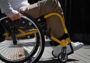 ۷۰۰ هزار معلول بیکار در کشور وجود دارد