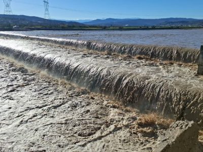 عبور بی‌خسارتِ تِلار و تجن از دلِ سیلاب دو برابری