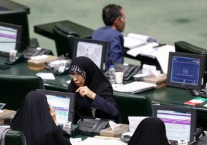 «قلم و معیشت؛ چتر حمایتی مجلس بر سر اهالی رسانه در مازندران»