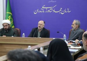 لزوم بازنگری قوانین کشاورزی و مقابله با توطئه‌های دشمن