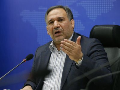 برچسب «خیانت» به تیم مذاکره‌کننده، وحدت‌شکن و بازی در زمین دشمن است